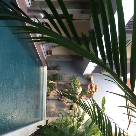 Kubu Kenak Guesthouse Семиняк Екстериор снимка